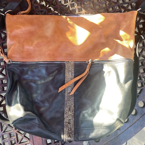 Rough and Tumble XL City Safari black and brown leather main image 10